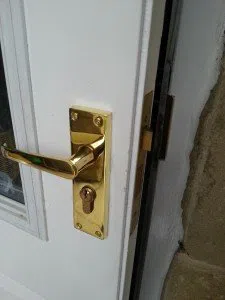 Keystone Locksmith Shop Overland Park, KS 913-364-2661 - broken-key-extraction